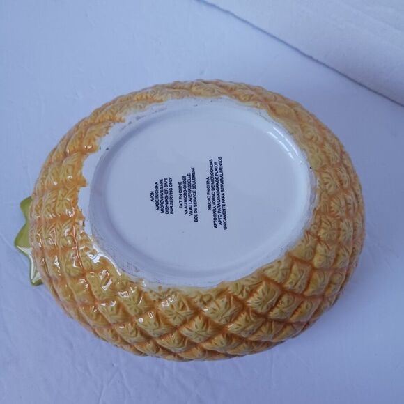 Avon Pineapple Ceramic Serving Bowl - Picture 3 of 10